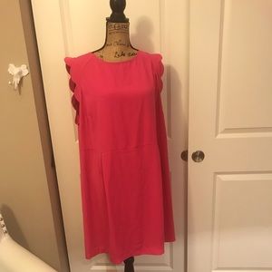 🌷🌷Scalloped Pink Dress 🌷🌷